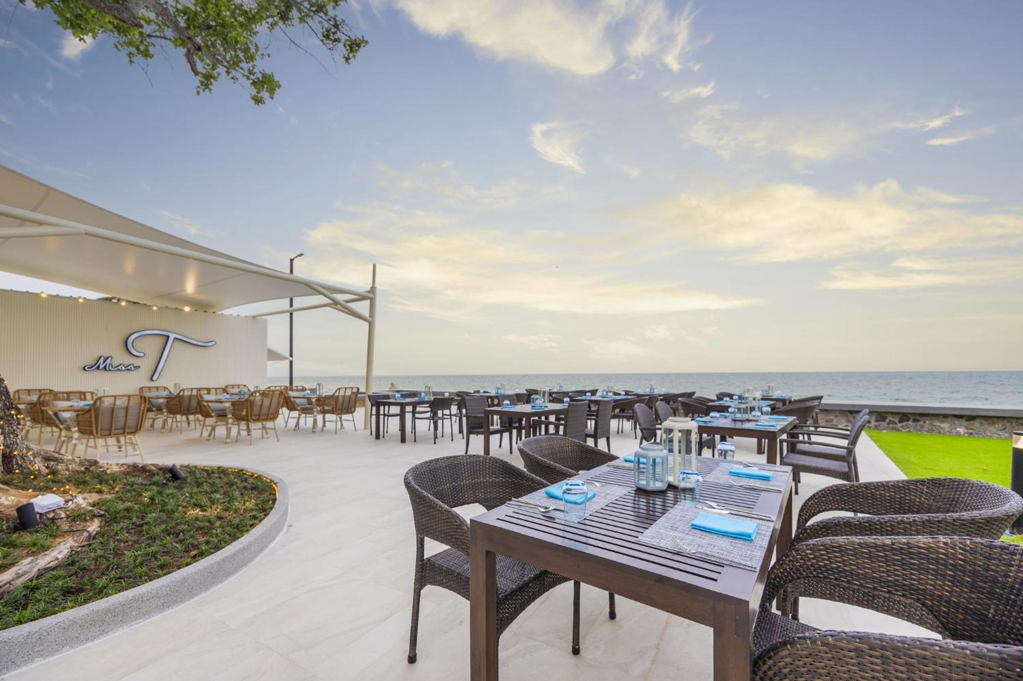 Aviyana Hua Hin Hotel Cha-Am Exterior photo